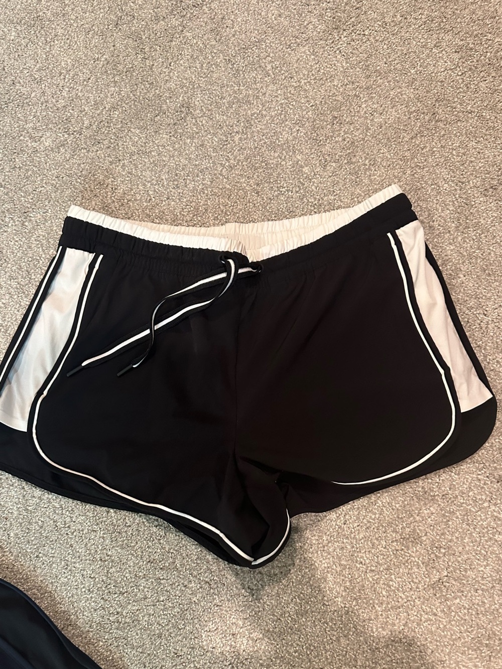 Athleta Brooklyn Black Athletic Shorts with White Trim, no liner